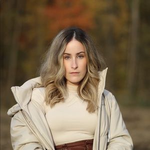 Meet your Posher, Lili-anne